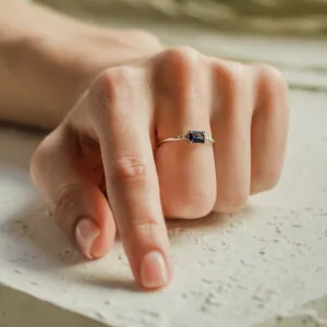 Moderní prsten s emerald safírem a diamanty EUDE Thumbnail