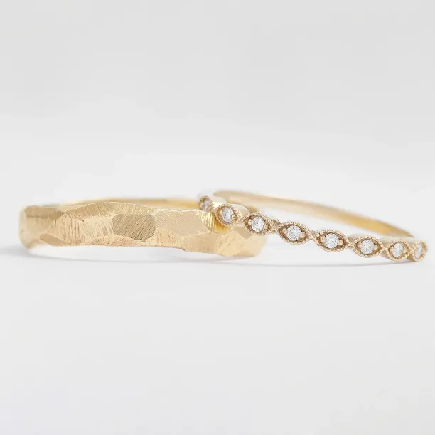 Netradiční snubní prsteny s diamanty DARLING Image