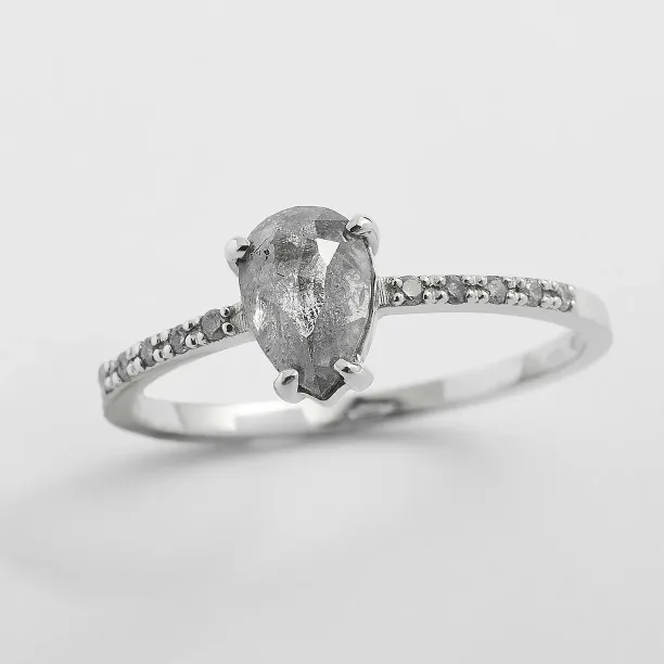 Zlatý zásnubní prsten se salt'n'pepper diamanty JACQUETTE  Image