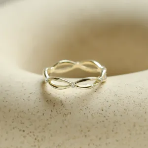 Gold diamond twisted ring ROMANCE Thumbnail