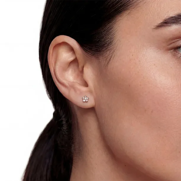 Minimalistické diamantové náušnice ve tvaru květin BLOOM Image