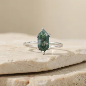 Zlatý prsten s mechovým achátem ve tvaru šestihranu KLERA