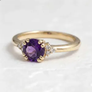 Gold ring with amethyst and diamonds MONNY