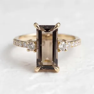 Smoky quartz in gold diamond ring FUME
