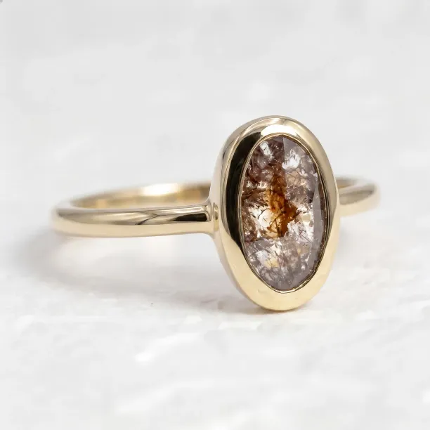Gold ring with salt and pepper diamond HIKS Image