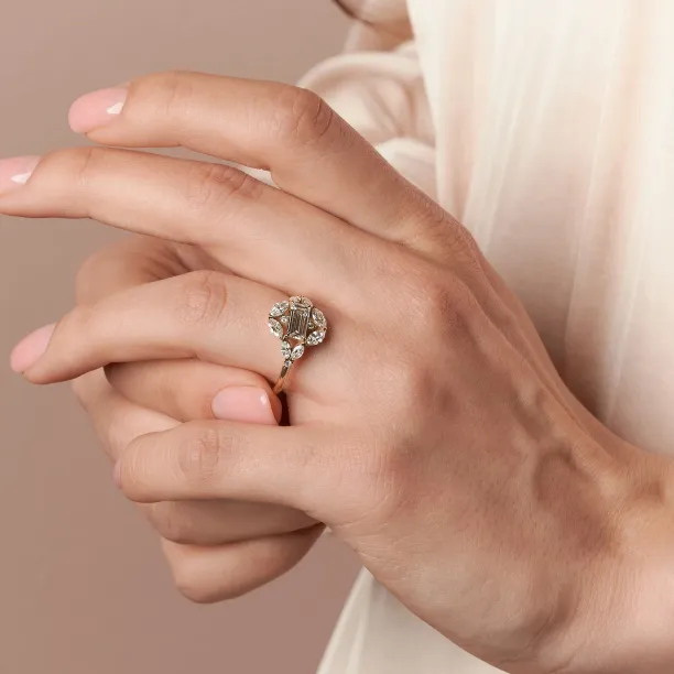 Vintage lab grown diamond ring ELIZETE Image