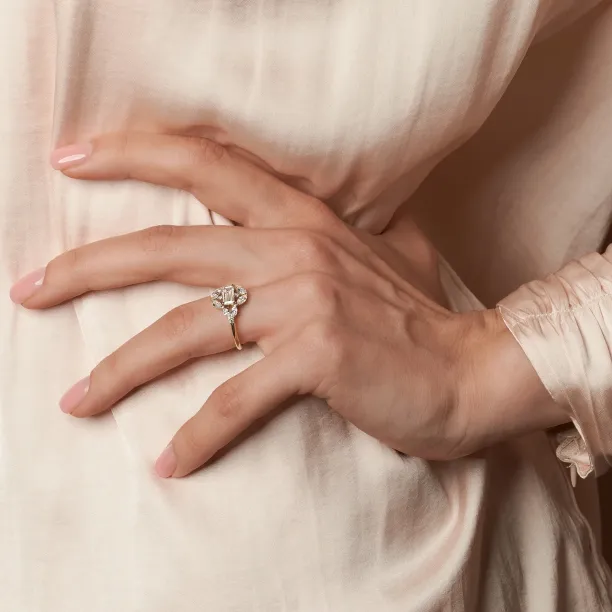 Vintage lab grown diamond ring ELIZETE Image