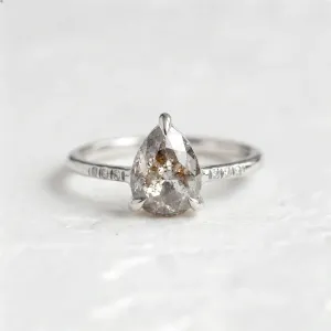 Elegant ring with pear salt and pepper diamond and side diamonds CILLIAN