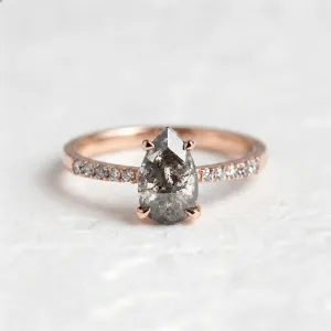Vintage salt and pepper diamond engagement ring GRIONA