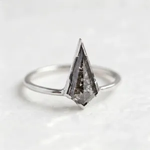Unusual engagement ring with salt'n'pepper diamond KELLIS Thumbnail