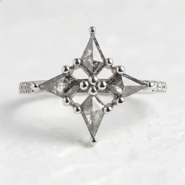 Gold star ring with salt and pepper diamonds ALESSIA Image