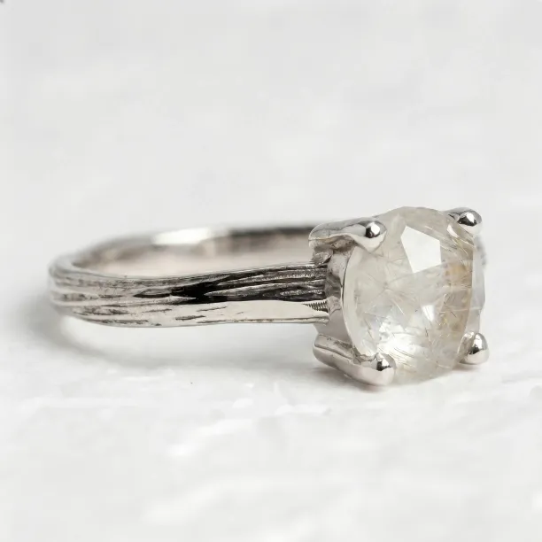 Twig ring with moonstone WILLOW Image