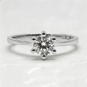 STAMI gold diamond engagement ring