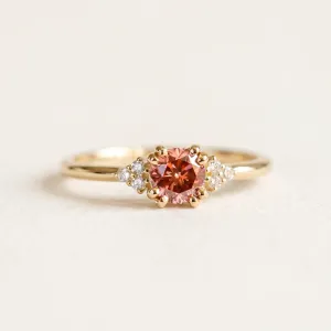 Gold ring with pink lab grown diamond and natural diamonds MONNYX