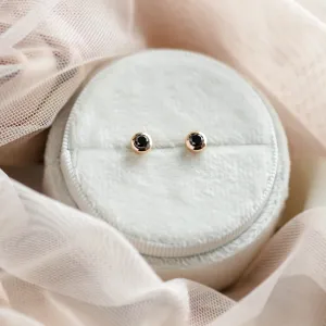 Zlaté náušnice s černými diamanty AMAYA Thumbnail