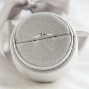 Zlatý minimalistický prsten s černým diamantem BRUNO Thumbnail