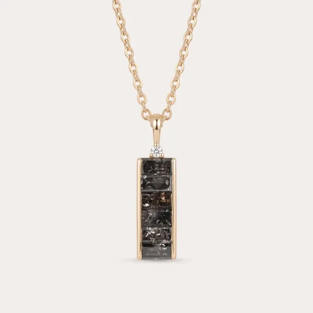 Zlatý přívěsek se salt and pepper diamanty a klasickým diamantem EVERLY Image