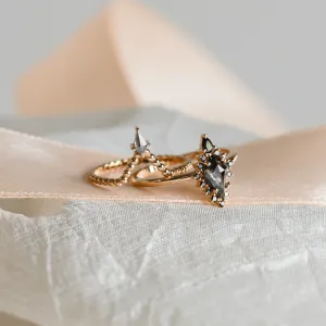 Gold engagement set with salt and pepper diamonds SOPHIE Thumbnail