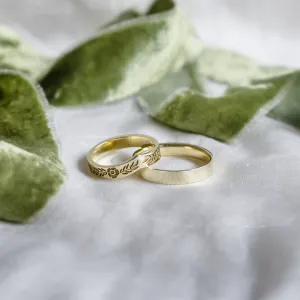 Originální snubní prsteny s vykrojením a květinami FOLK Thumbnail