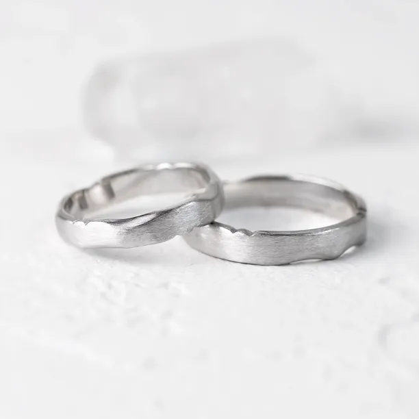 Torn paper edge wedding bands DANTE Image