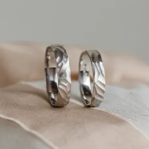 Gold engraved wedding rings ROCCIA Thumbnail