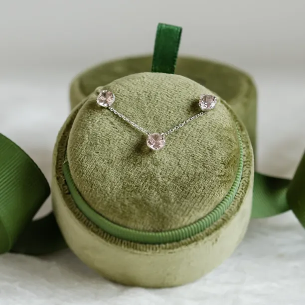 Morganit ve zlaté kolekci šperků ANASTASIA Image