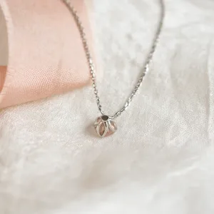 Morganit ve zlatém náhrdelníku DAISY Thumbnail