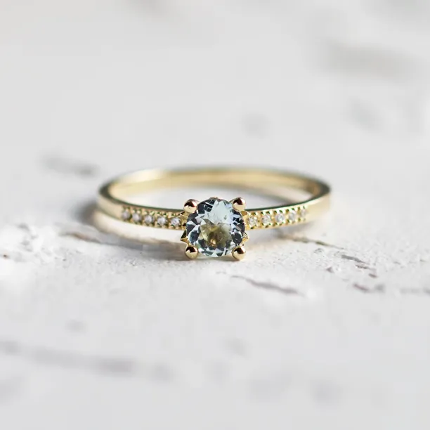 Elegant gold ring with aquamarine and diamonds ELYSIA Image