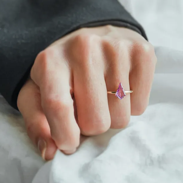 Gold ring with pink sapphire CODY Image