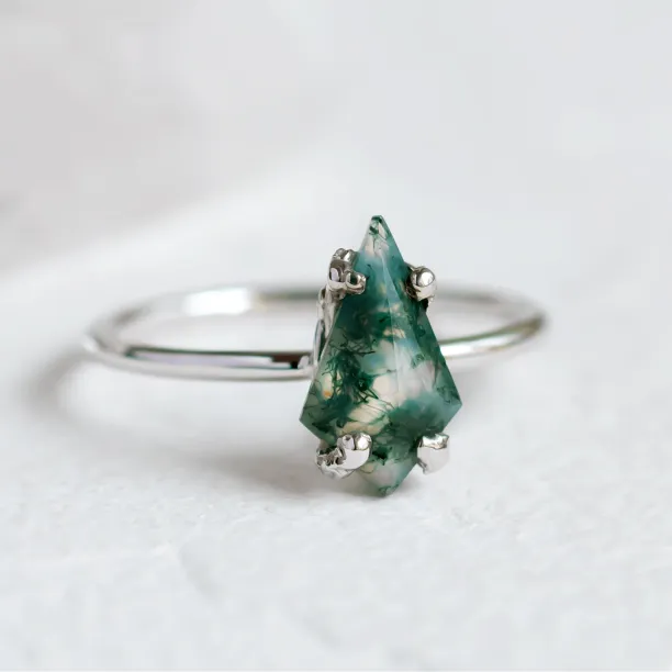 Fantasy ring with kite moss agate SAMU Image