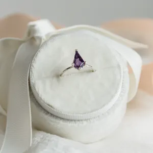 Unusual ring with amethyst BORA Thumbnail