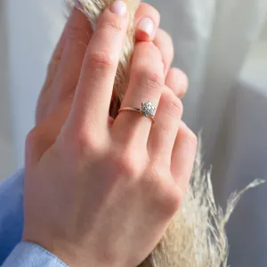 Elegant ring with pavé moissanites AUDREY Thumbnail