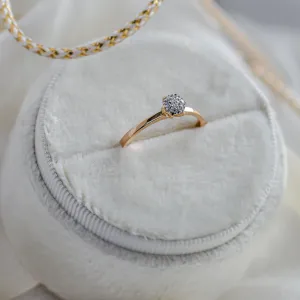 Pavé engagement ring with moissanites LUCY Thumbnail