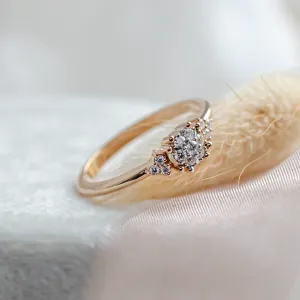 Gold engagement ring with pavé moissanites BOOGIE Thumbnail