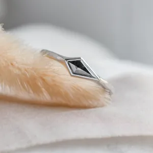 Ring with hammered surface and salt and pepper diamond DART Thumbnail