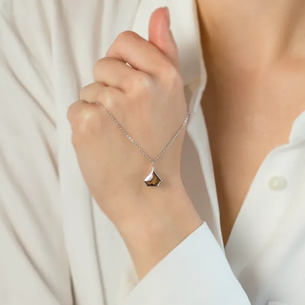 Geometrický náhrdelník se superman salt and pepper diamantem JOE Image