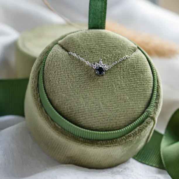 Zlatý náhrdelník s london blue topazem a diamanty LAMBETH Image