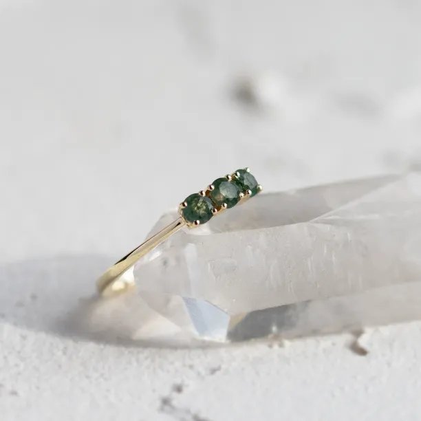 Zlatý prsten se třemi mechovými acháty BOND Image