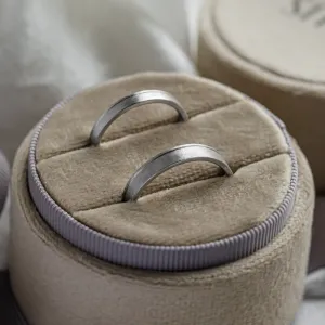 Matné škrábané snubní prsteny TOPHI Thumbnail