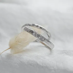 Zlaté tepané snubní prstýnky BERGEN