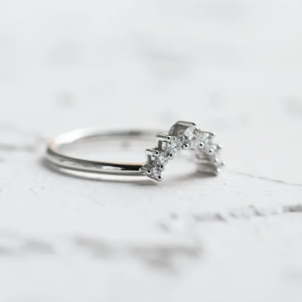 Vykrojený zlatý prsten s diamanty GEORGIA Image