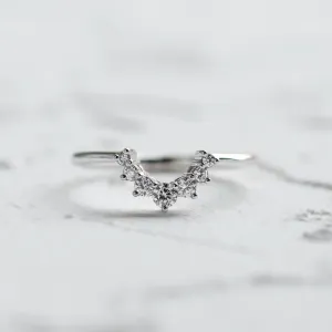 Vykrojený zlatý prsten s diamanty GEORGIA Thumbnail