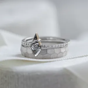 Engagement set of tree rings with salt and pepper diamonds ZERIX Thumbnail