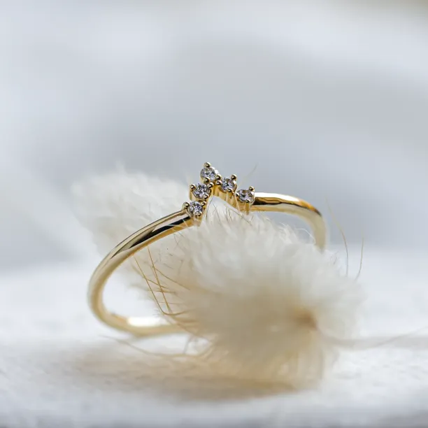 Minimalistický vykrojený prsten s diamanty REGGIE Image