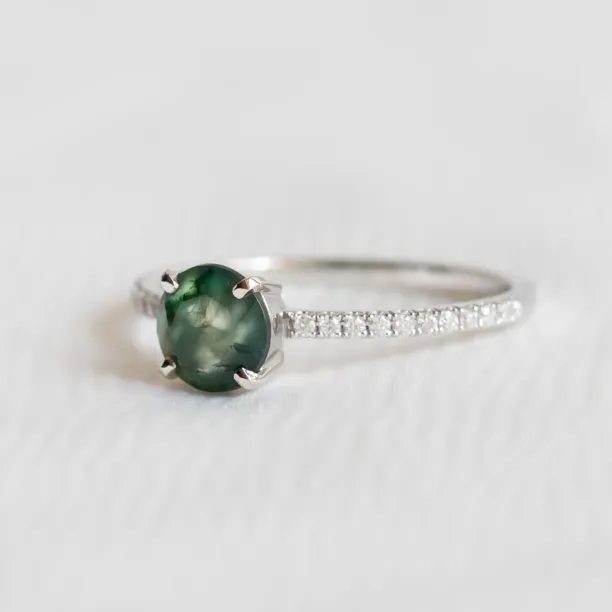 Gold engagement ring with moss agate and moissanites ARWEN Image