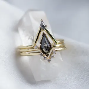 Set of three gold rings with classic and salt and pepper diamonds DIVINE Thumbnail