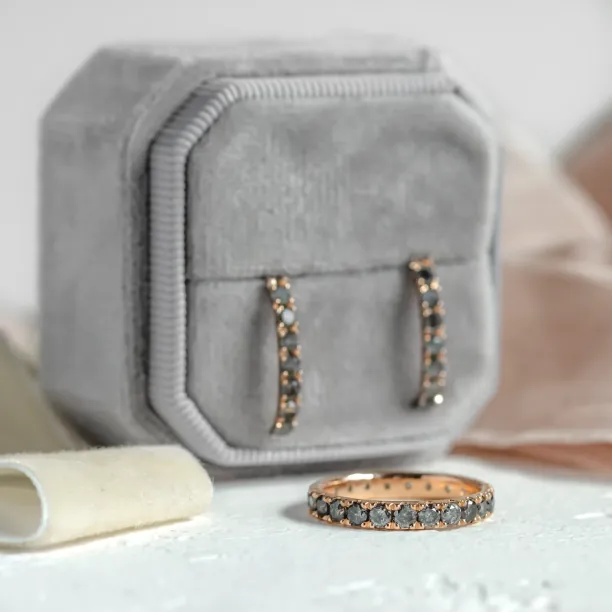 Luxury salt and pepper diamonds earrings LAVAS Image