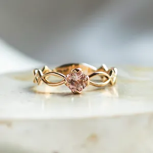 Solid gold Irish knot ring for women with strawberry quartz QUEENLY