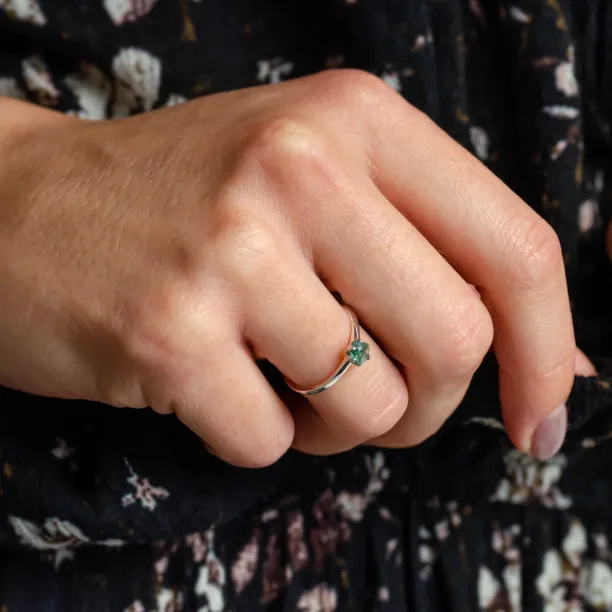 Minimalist ring with moss agate ALF Image