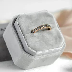 Zlatý eternity prsten s diamanty salt and pepper LAVA Thumbnail